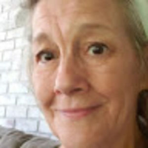 Meet your Posher, Leanne